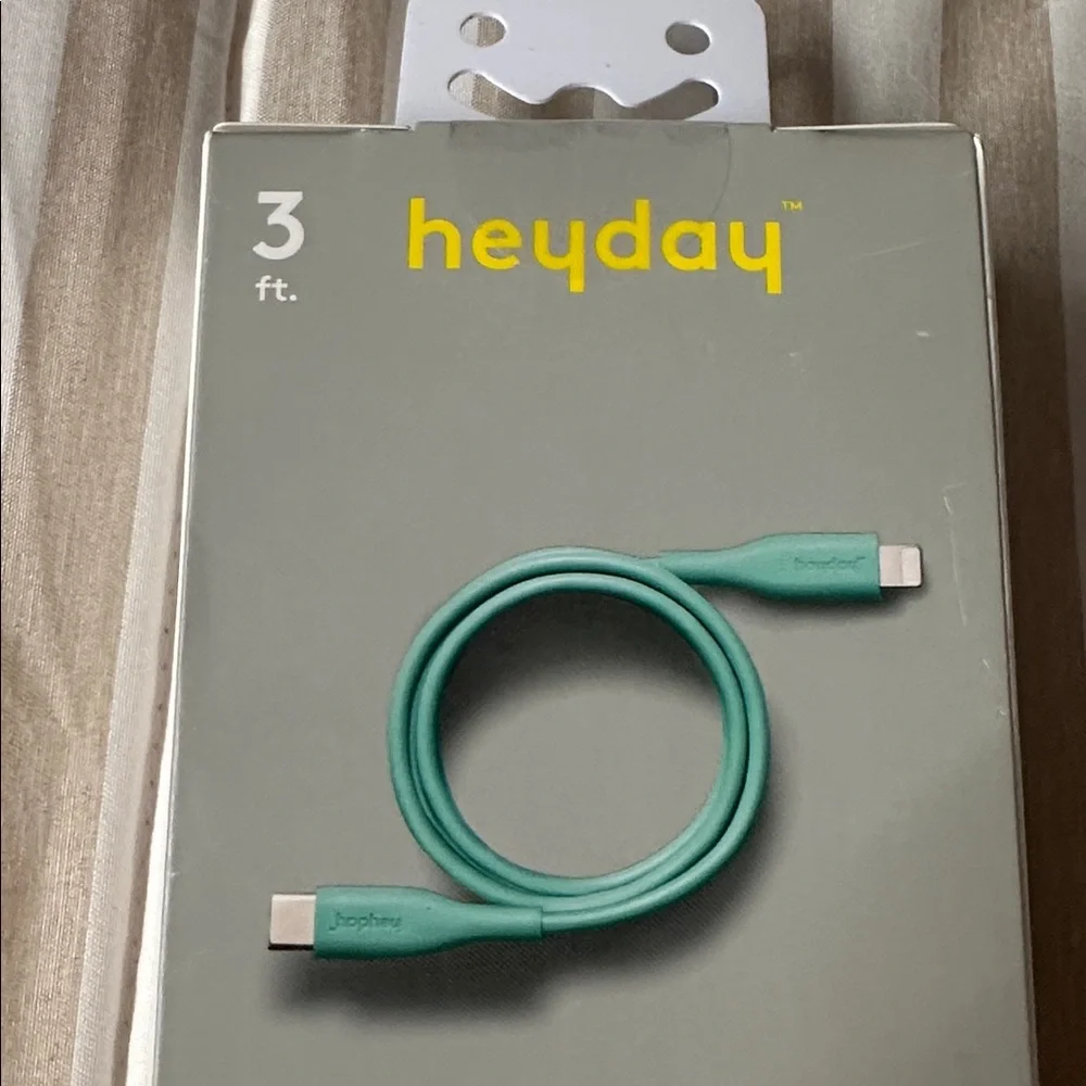 Heyday Teal Fast Charging Cable for iPhone and iPad